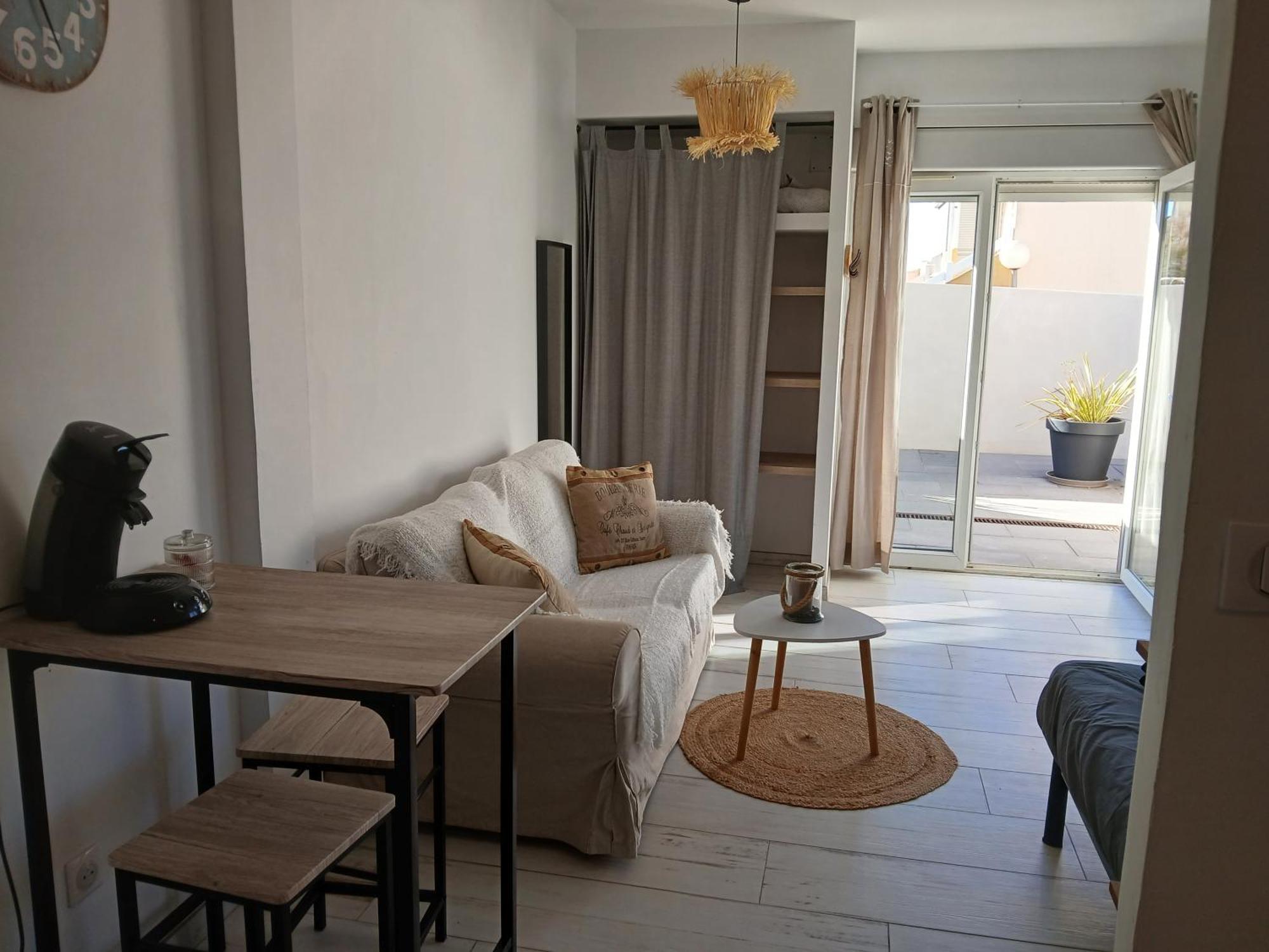Maison Basalte آجد المظهر الخارجي الصورة